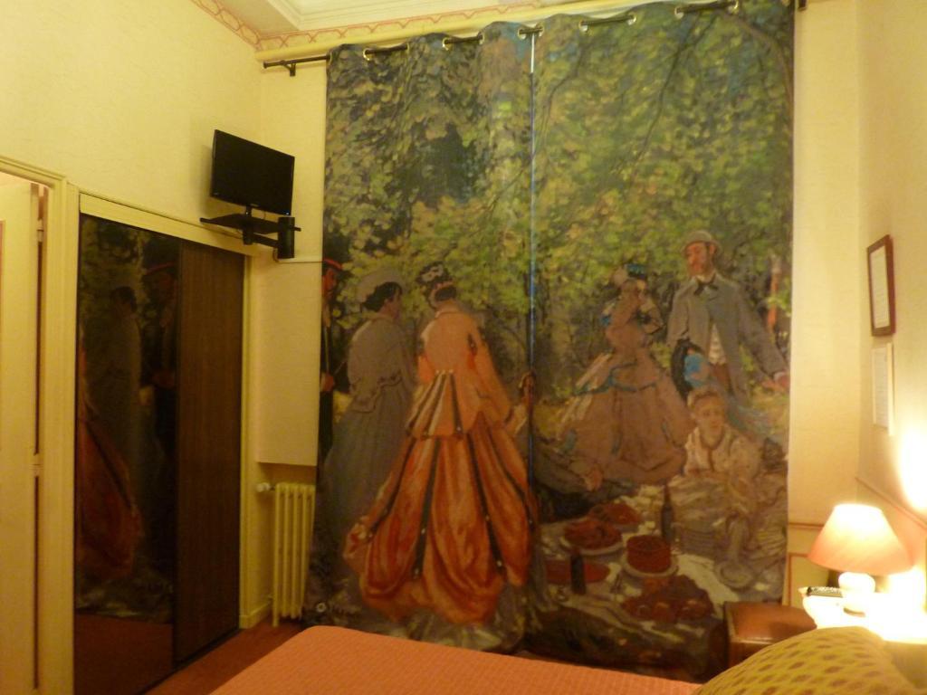Hotel Du Fiacre Carpentras Habitación foto