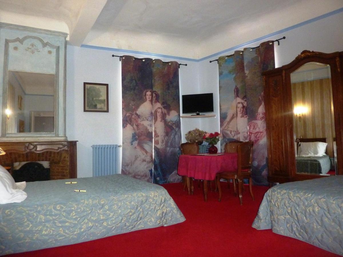 Hotel Du Fiacre Carpentras Habitación foto