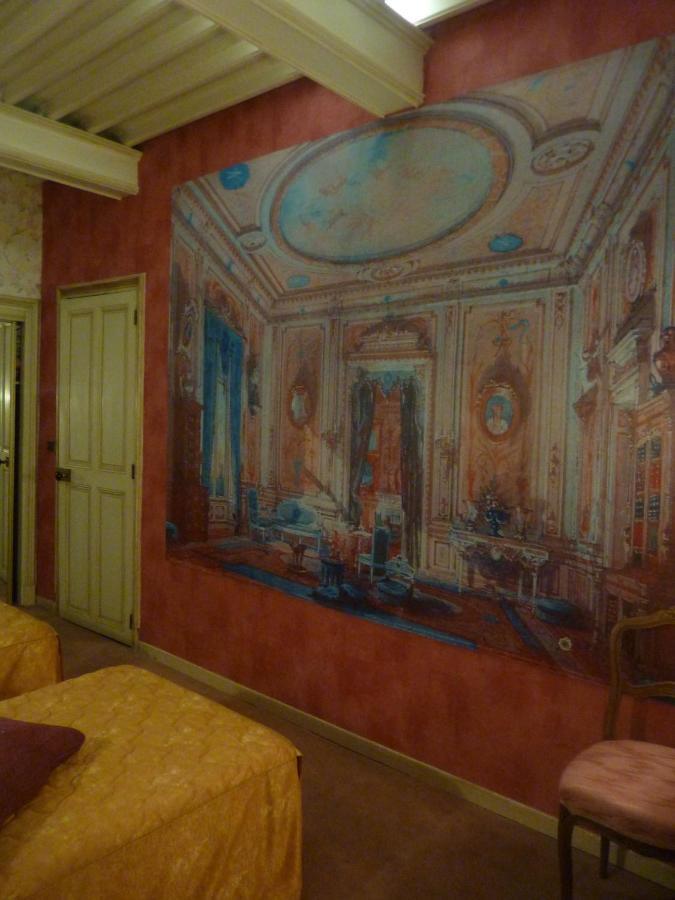 Hotel Du Fiacre Carpentras Habitación foto